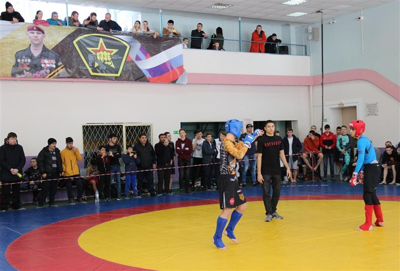 Офицеры и ветераны ростовского СОБР стали почетными гостями детско-юношеского турнира по смешанным единоборствам памяти погибших бойцов спецподразделений 