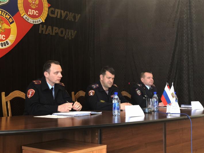 В Курске начальник регионального управления Росгвардии провёл встречу  с представителями частных охранных организаций