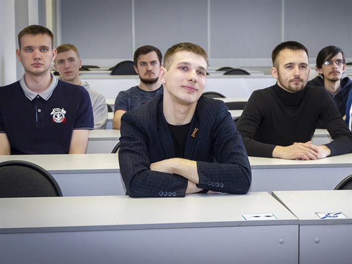Кемеровских студентов пригласили на службу в научную роту Росгвардии