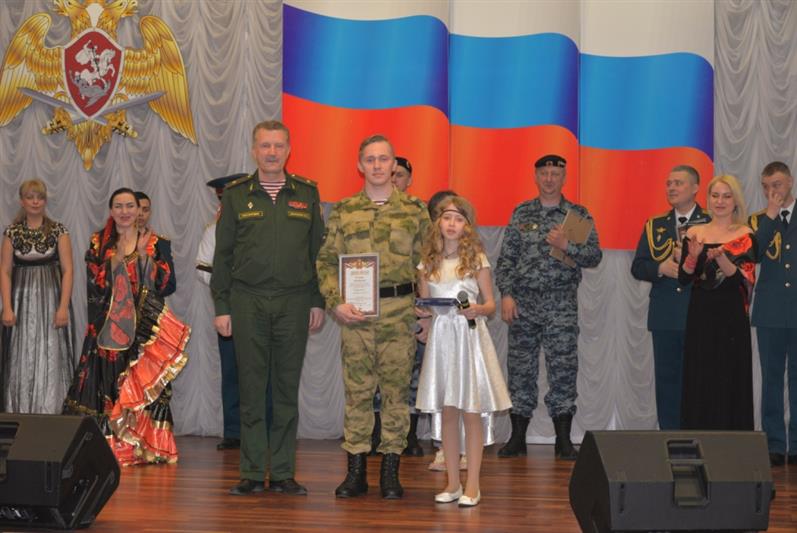 В Уральском округе Росгвардии состоялся гала-концерт смотра-конкурса самодеятельного художественного творчества «Солдаты антитеррора»