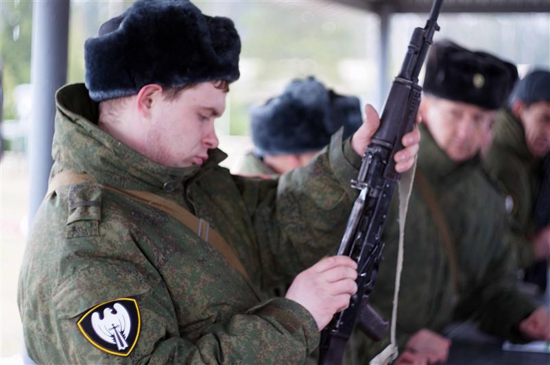В учебном полку Центрального округа Росгвардии прошли военные сборы граждан, пребывающих в запасе (фото)