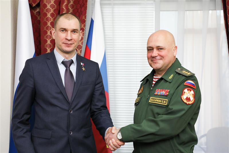В Росгвардии обсудили актуальные вопросы военно-патриотического воспитания молодежи