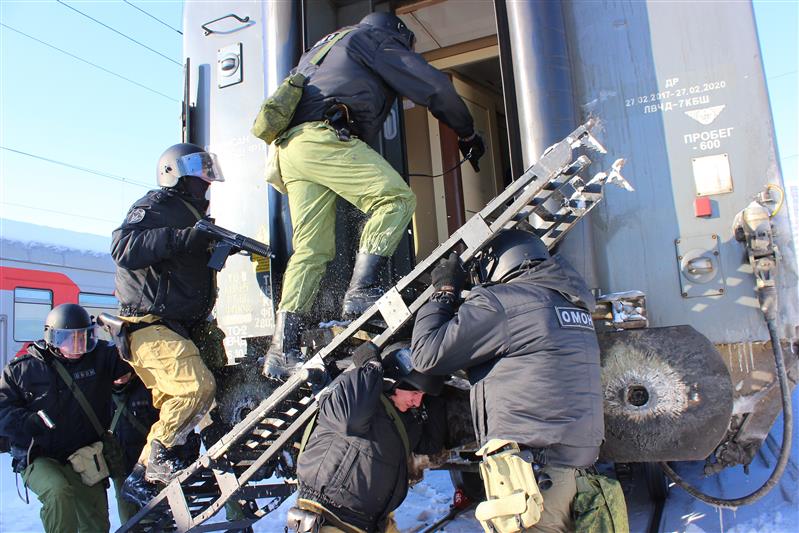 Транспортному ОМОН самарского областного управления Росгвардии исполнилось 26 лет