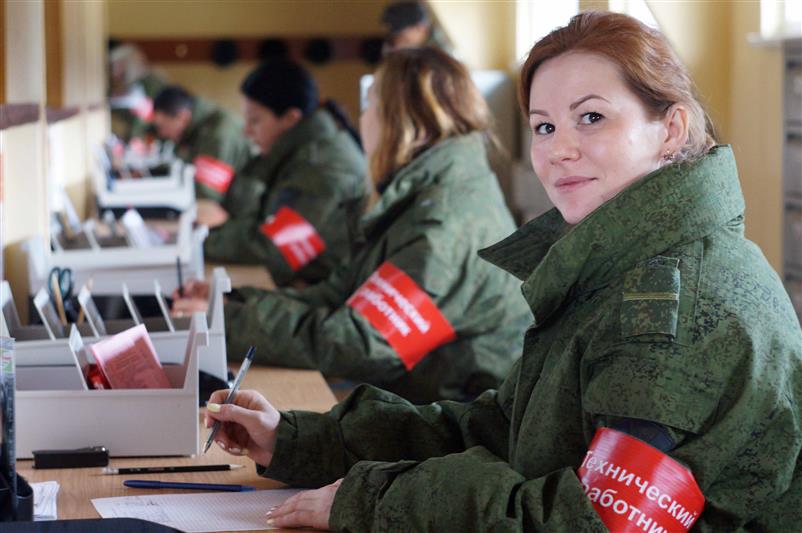 В учебном полку Центрального округа Росгвардии прошли военные сборы граждан, пребывающих в запасе (фото)