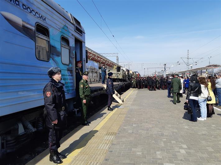 Росгвардейцы обеспечили правопорядок во время выставки «Сирийский перелом» в Казани