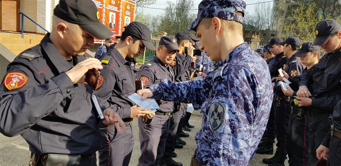 В Астрахани наградили отличившихся сотрудников вневедомственной охраны