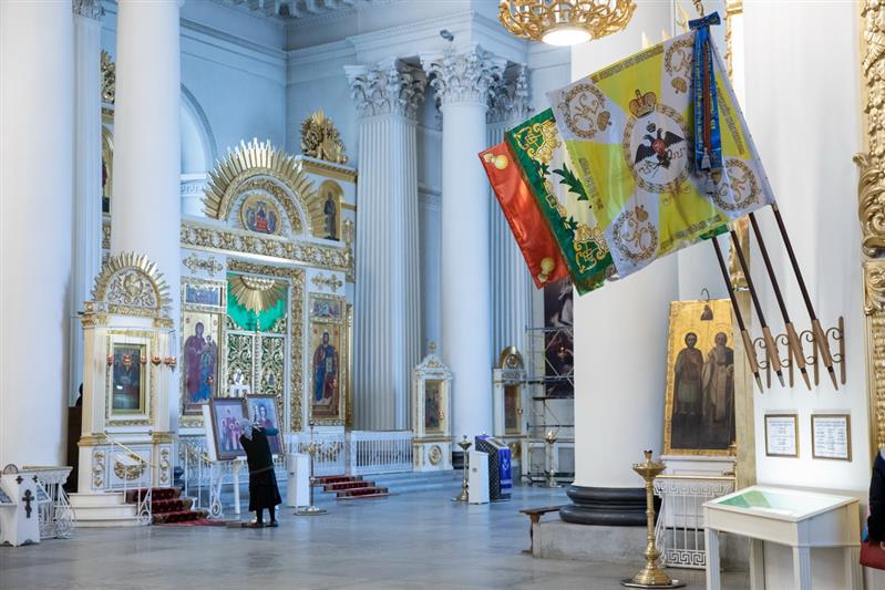 Молебен в соборе Лейб-гвардии Измайловского полка