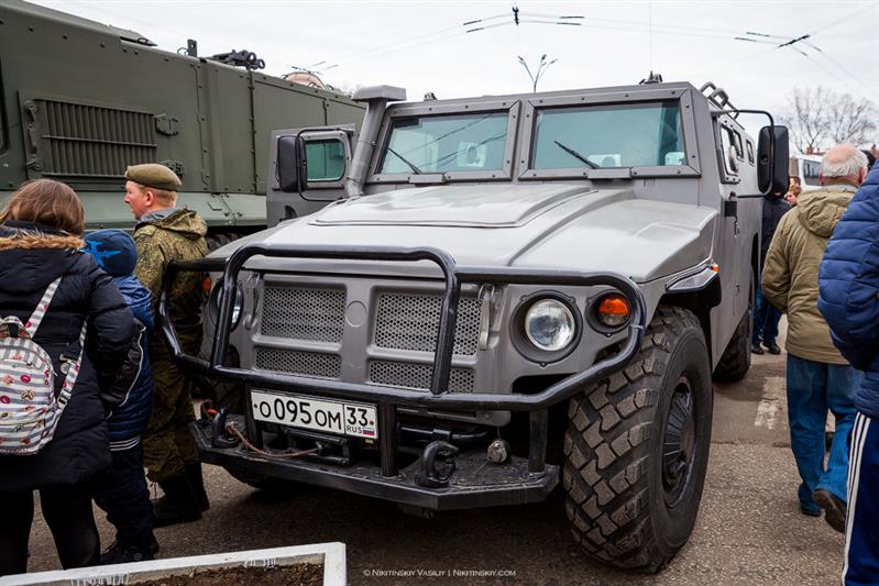 Военнослужащие и сотрудники Росгвардии поучаствовали в акции «Сирийский перелом» во Владимире
