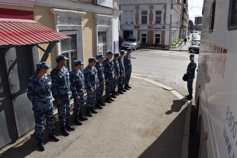 В Уфе в рамках донорской акции ко Дню Победы свою кровь безвозмездно сдали более полусотни росгвардейцев