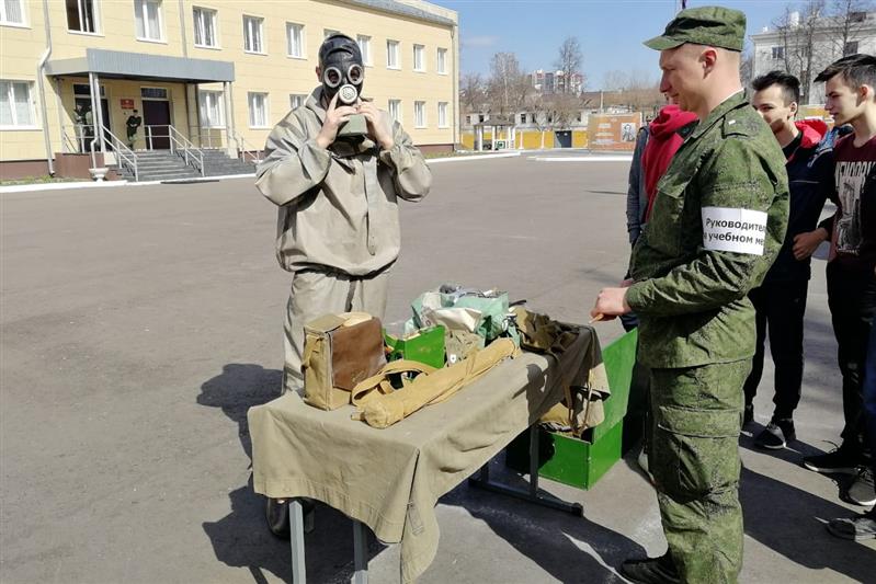 В воинских частях Росгвардии в Казани прошла патриотическая акция «Георгиевская лента»
