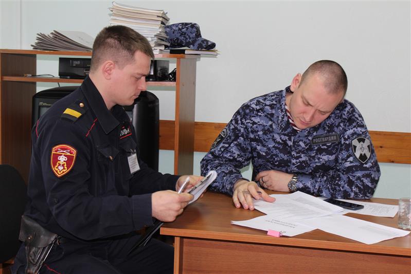 В Курске определили лучшую в регионе группу задержания вневедомственной охраны 