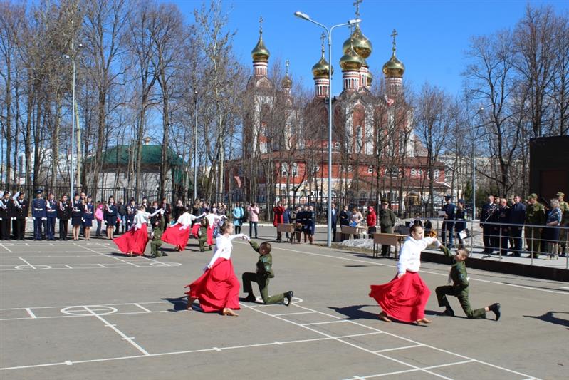 Офицеры Росгвардии оценили строевую выправку воспитанников кадетских классов Чувашии 