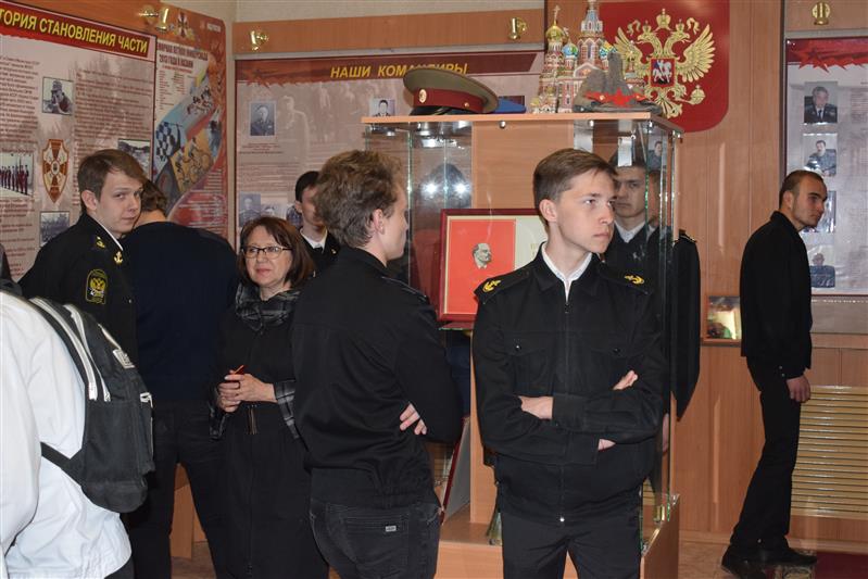 В воинских частях Росгвардии в Казани прошла патриотическая акция «Георгиевская лента»