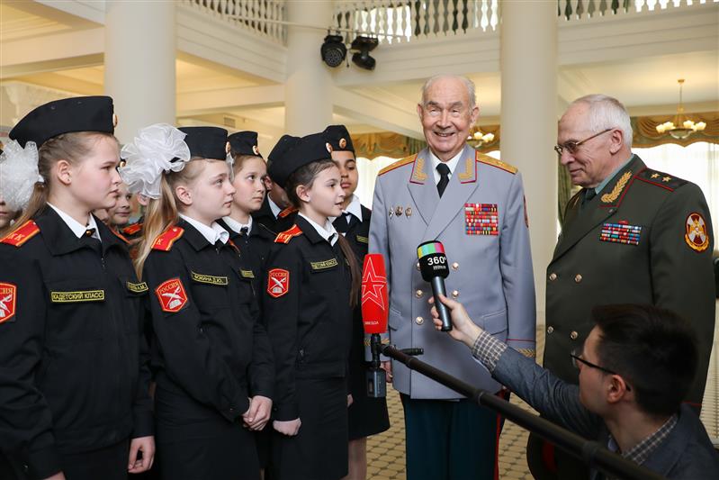 Росгвардия провела первый кадетский слет (видео)