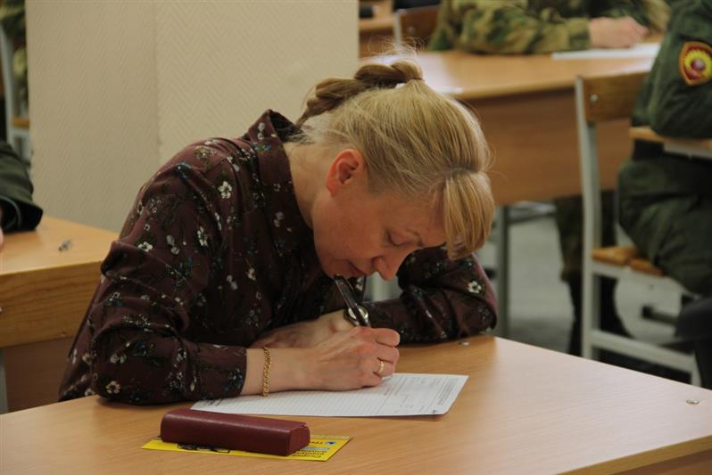 Пермский военный институт Росгвардии принял участие в «Тотальном диктанте» 