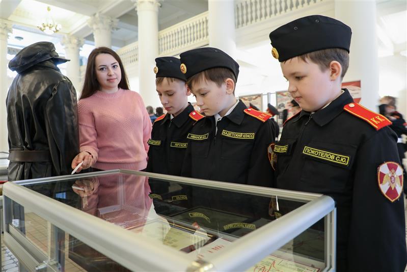 Росгвардия провела первый кадетский слет (видео)