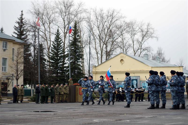В учебном полку Центрального округа Росгвардии прошли военные сборы граждан, пребывающих в запасе (фото)