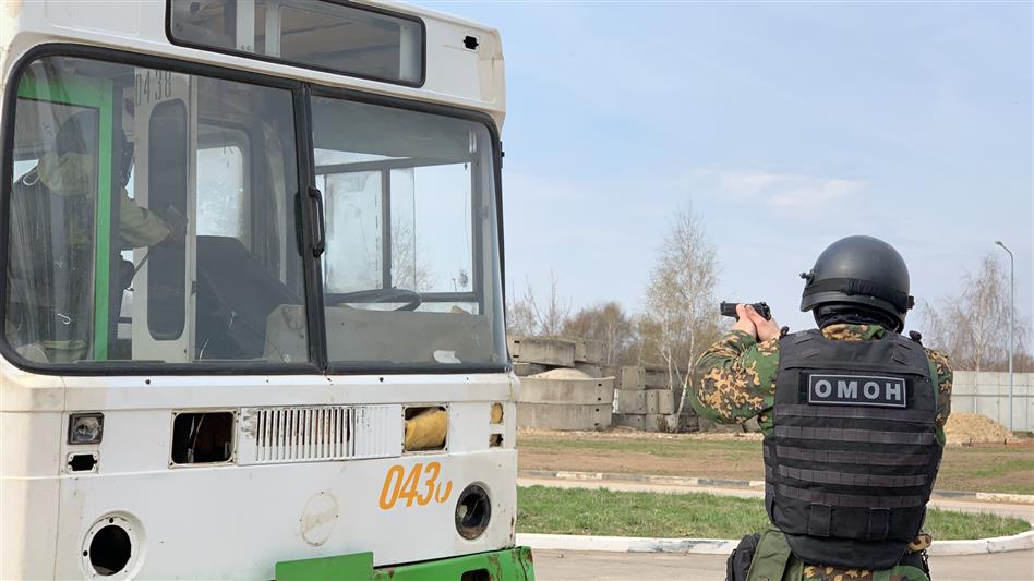 Рязанский ОМОН проводит полевой выход