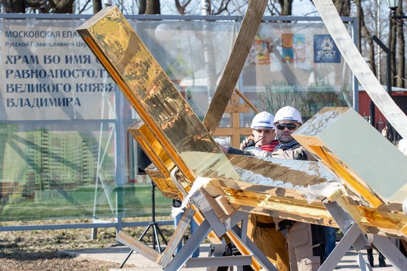 Строящийся главный храм Росгвардии увенчан крестом
