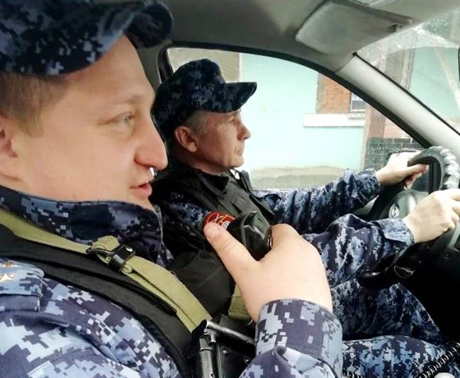 В Ростове-на-Дону росгвардейцы задержали подозреваемого в краже