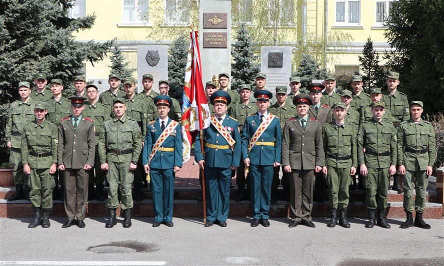 Лучшие военнослужащие ростовского батальона войск правопорядка перед увольнением в запас присоединились к акции «В память о военной службе в Росгвардии»