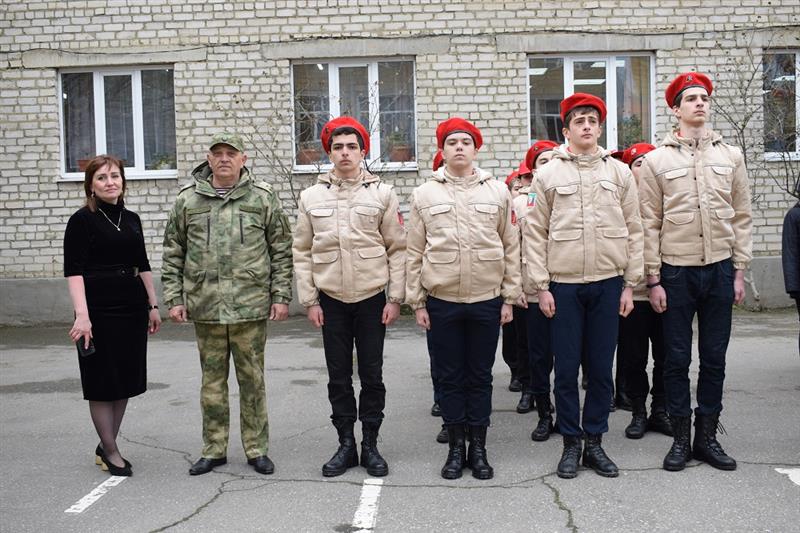 Росгвардейцы Дагестана стали почетными гостями на «Параде юных патриотов» (фото)