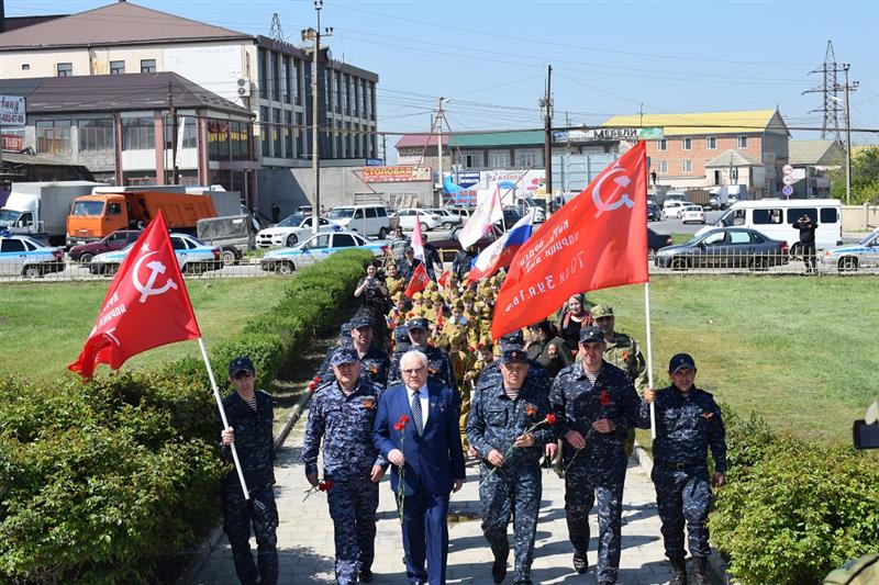 К акции Росгвардии «Вахта памяти. Сыны Великой Победы» присоединился Дагестан (фото)