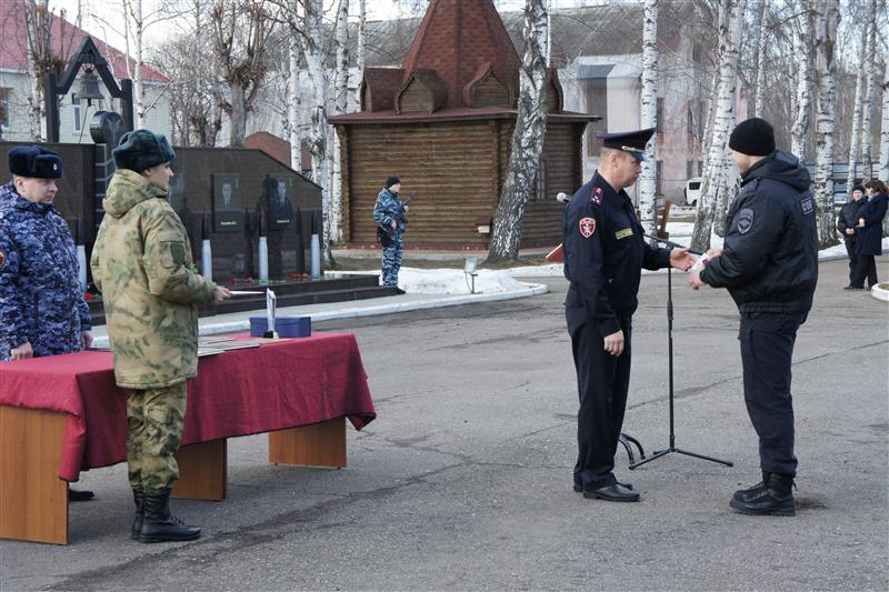 В ярославском СОБР отметили годовщину образования отряда