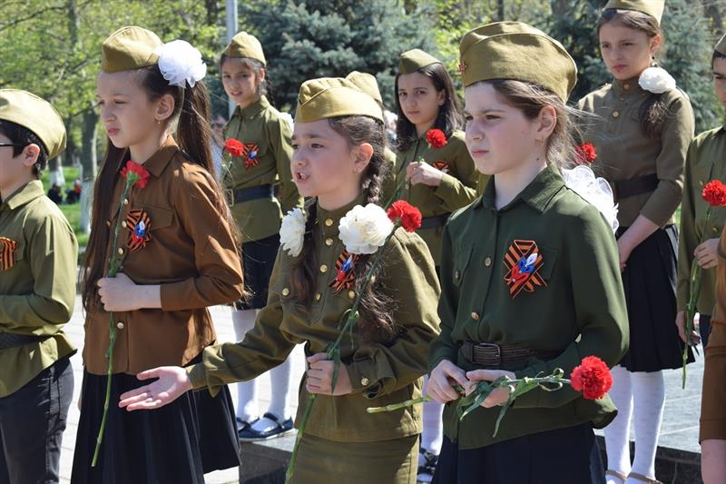 К акции Росгвардии «Вахта памяти. Сыны Великой Победы» присоединился Дагестан (фото)