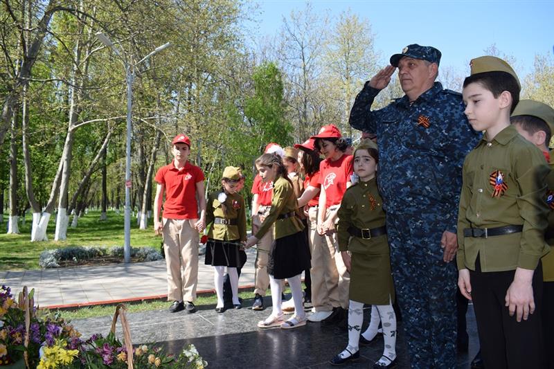 К акции Росгвардии «Вахта памяти. Сыны Великой Победы» присоединился Дагестан (фото)