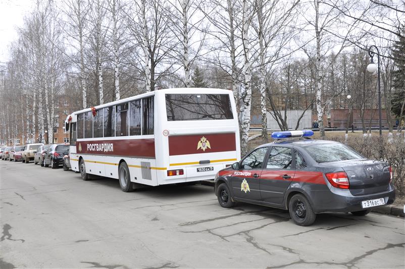 Колонна приволжского этапа автопробега Росгвардии «Вахта Памяти. Сыны Великой Победы» прибыла в Удмуртию (фото)