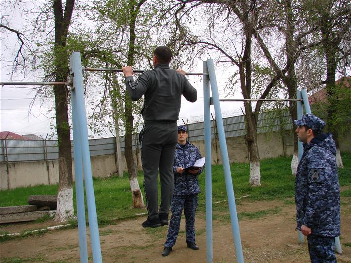 В Дагестане прошел конкурс профессионального мастерства среди сотрудников групп задержания