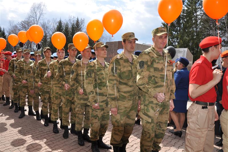  К всероссийской акции «Георгиевская лента» присоединились росгвардейцы Еврейской автономной области 