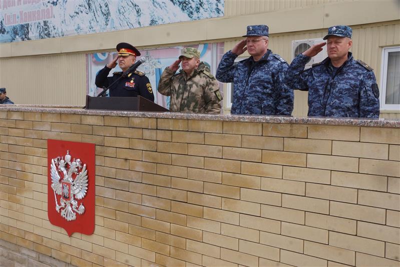 Командующий ОГВ (с) на Северном Кавказе поздравил личный состав Временной оперативной группировки органов и подразделений МВД  России с её 19-летием