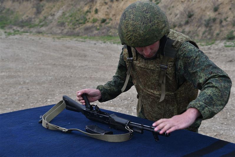 Специалисты по ремонту вооружения грозненского соединения Росгвардии примут участие в V международных армейских играх (фото)
