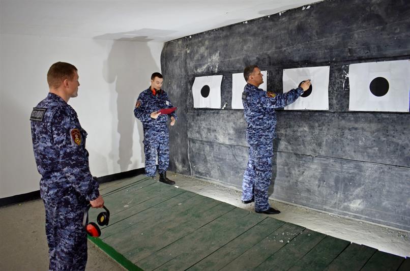 В Крыму прошел конкурс групп задержания вневедомственной охраны