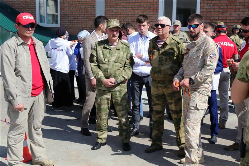 Акция «Георгиевская лента» прошла в рамках открытого чемпионата по тактической стрельбе в Чеченской Республике