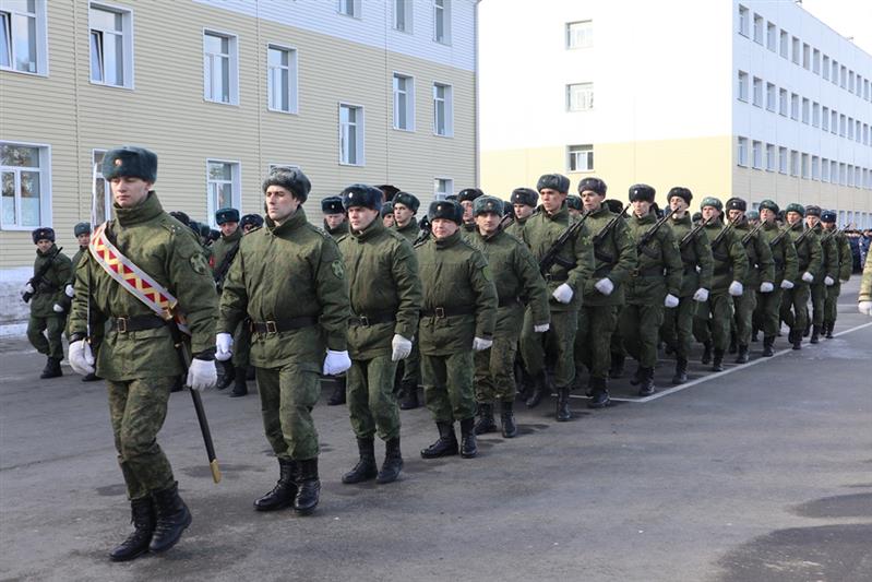 Военнослужащие Уральского округа Росгвардии приняли участие в репетиции парада Победы в Екатеринбурге