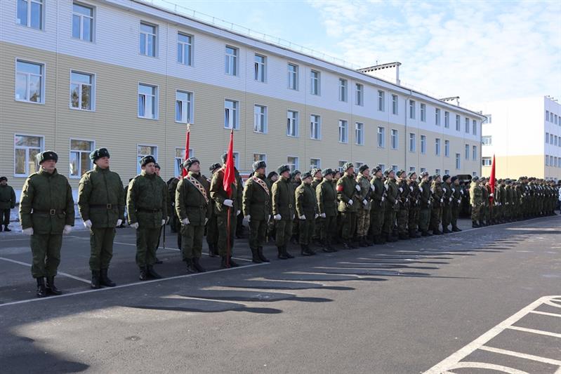 Военнослужащие Уральского округа Росгвардии приняли участие в репетиции парада Победы в Екатеринбурге
