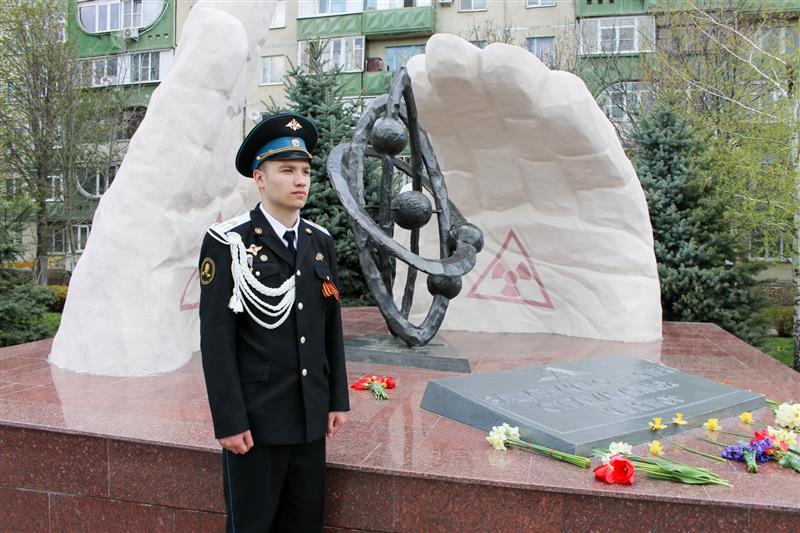 Росгвардейцы Ставрополя почтили память ликвидаторов последствий аварии на Чернобыльской АЭС
