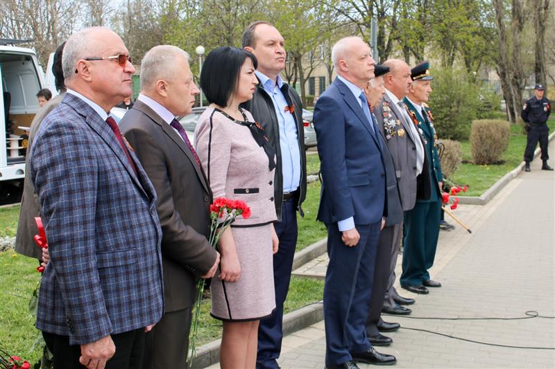 Росгвардейцы Ставрополя почтили память ликвидаторов последствий аварии на Чернобыльской АЭС