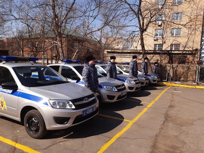 Автопарк владивостокского управления вневедомственной охраны пополнился новыми патрульными машинами