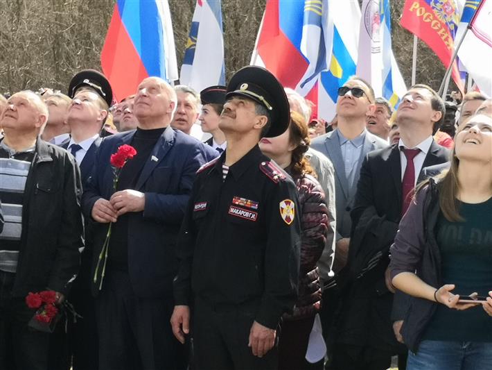 Представители Росгвардии приняли участие в праздничном мероприятии на месте исторического приземления Юрия Гагарина (видео)