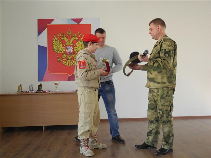 В Волгограде росгвардейцы вручили награды победителям регионального этапа военно-патриотической игры «Зарница – 2019»