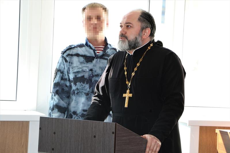 Сотрудников благовещенского ОМОН поздравили с наступающей годовщиной образования отряда (фото)