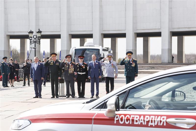 В Москве стартовал Всероссийский автопробег «Вахта памяти. Сыны Великой Победы» (фото, видео)