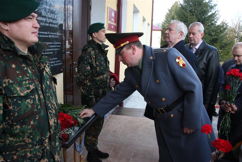 В софринской бригаде открыли памятную доску первому командиру воинской части 