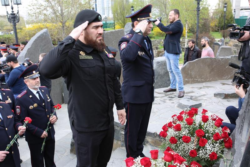 Начальник Управления Росгвардии по Чеченской Республике принял участие в мероприятиях, посвященных Дню мира
