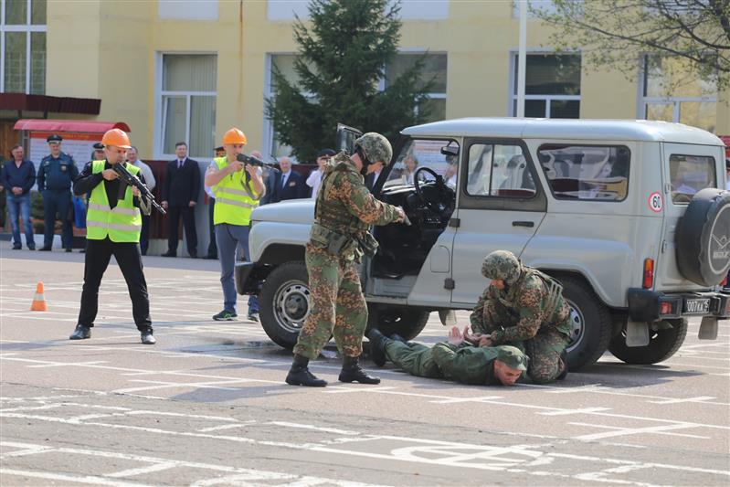 Военнослужащие соединения Центрального округа Росгвардии по охране важных государственных объектов отметили профессиональный праздник