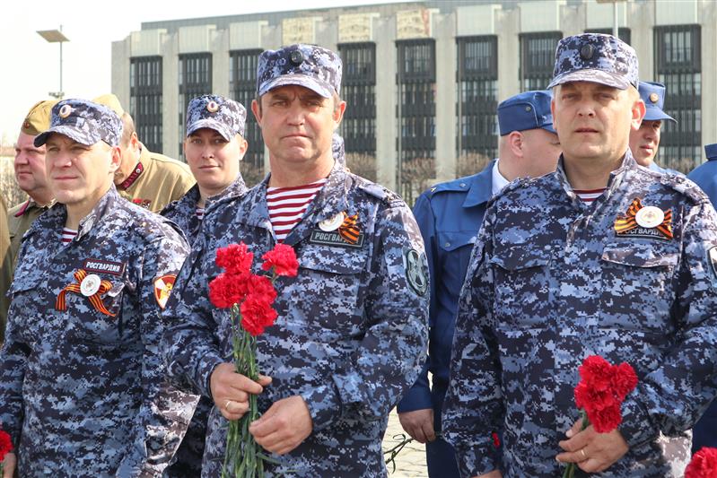 В Санкт-Петербурге завершился северо-западный этап автопробега Росгвардии «Вахта памяти. Сыны Великой Победы»  (фото, видео)